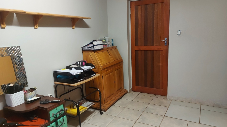 3 Bedroom Property for Sale in Bodorp North West